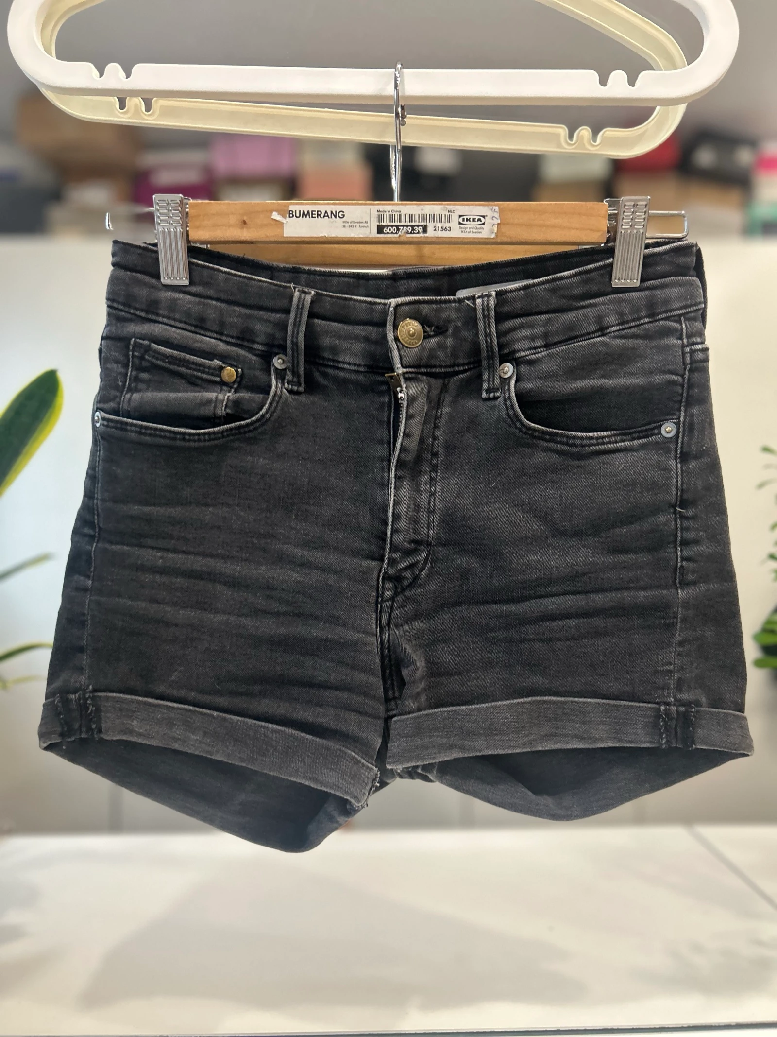 Volcom T-shirt and H&M pants set – photo 9
